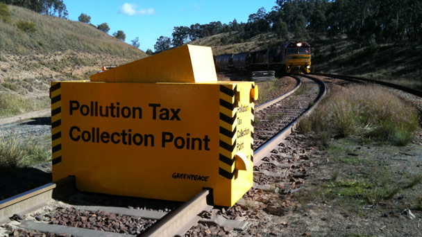 Greenpeace protest action against BHP 2011